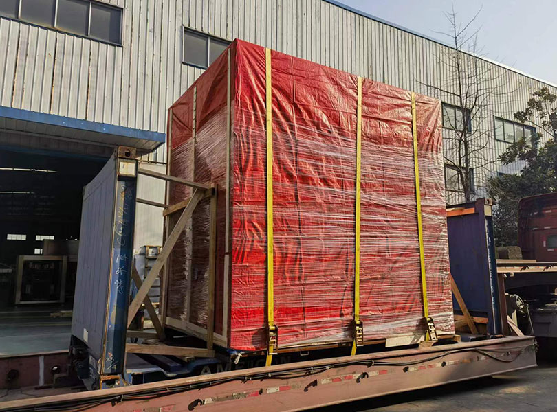 中非發(fā)貨-吹瓶機(jī)24頭水線(xiàn)20頭等壓線(xiàn)1